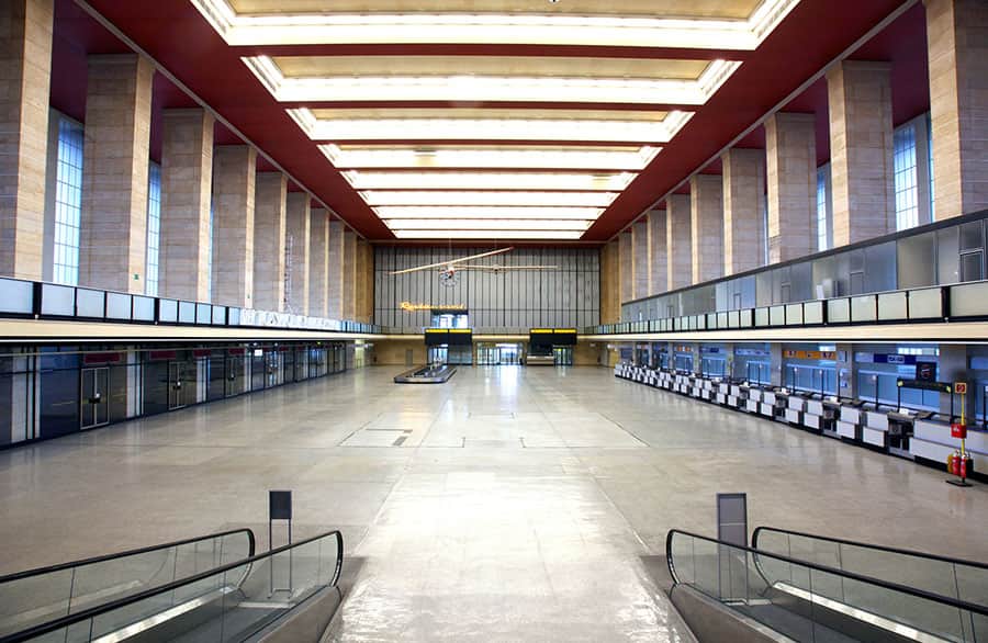 Flygplatshallen Tempelhof i Berlin