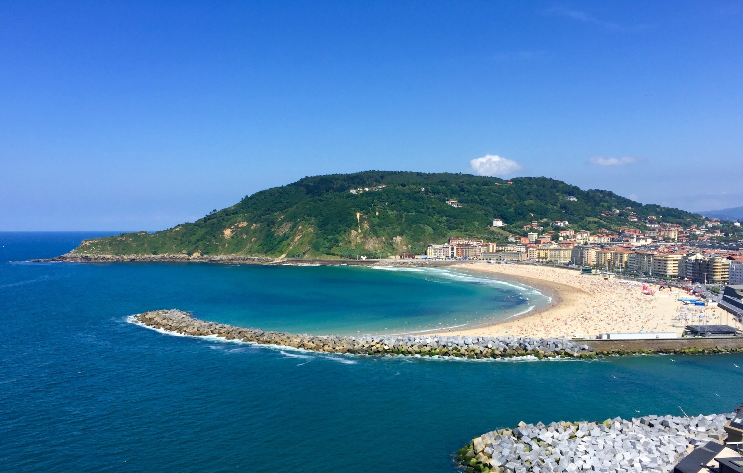 Bild över stad och stränder San Sebastian