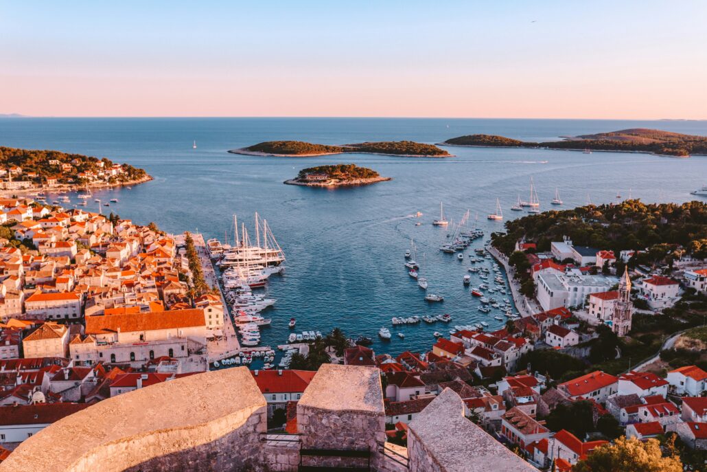 Hvar.