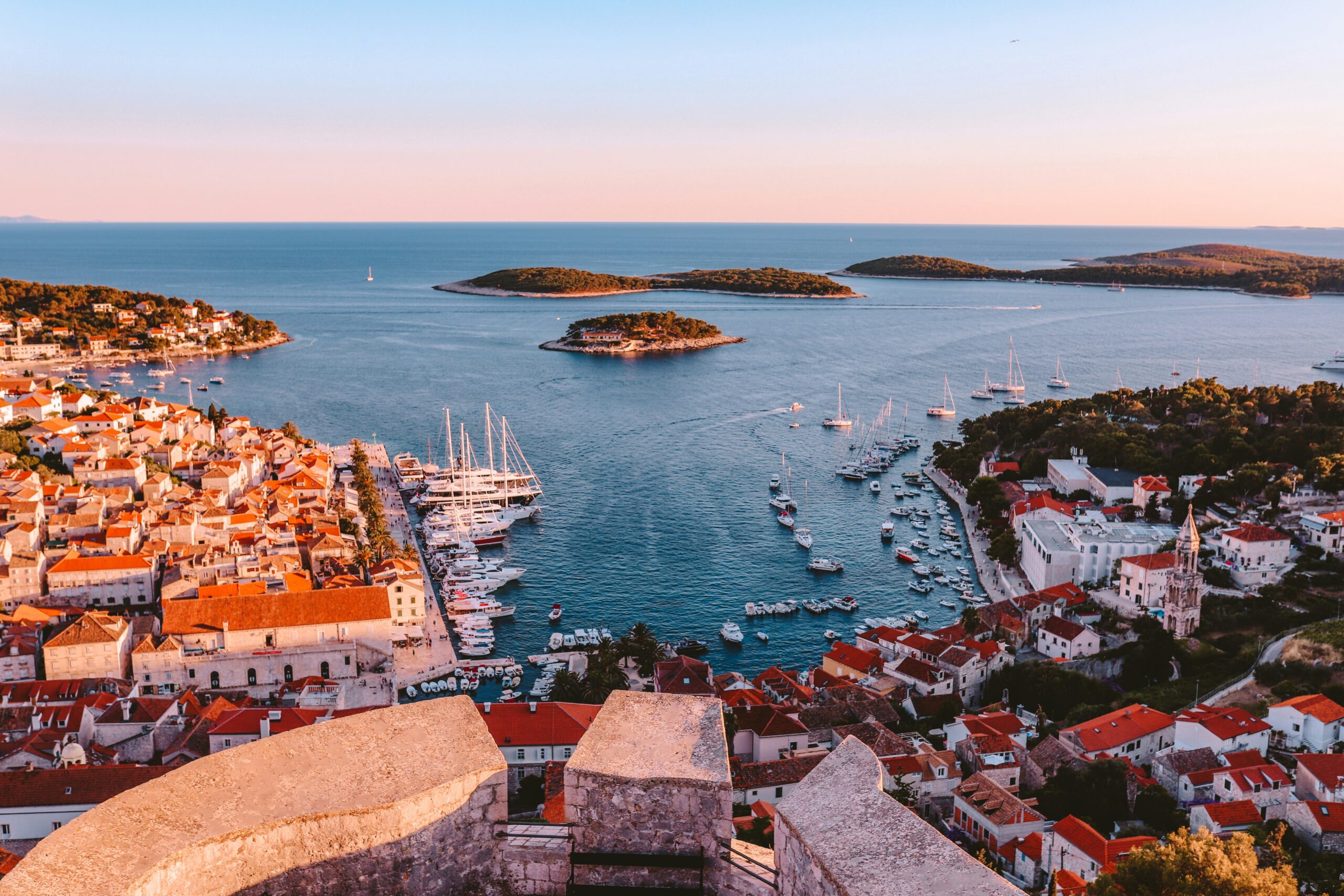 Hvar.