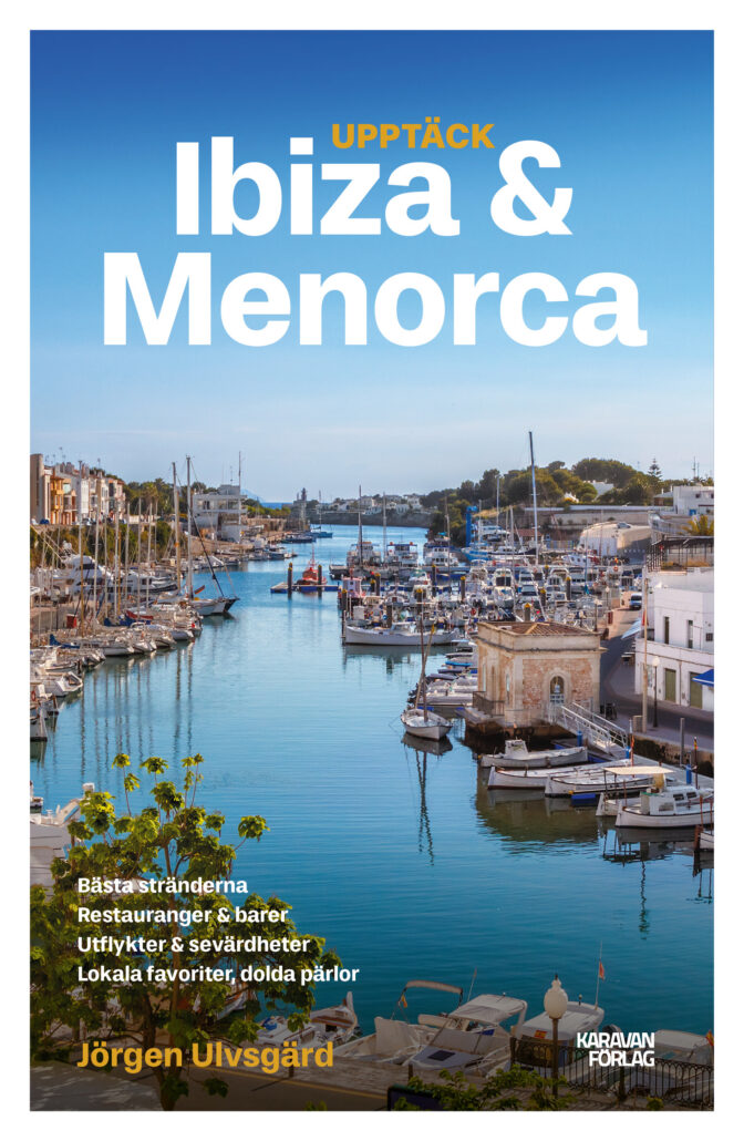 Bokomslag av reseguiden Upptäck Ibiza och Menorca.